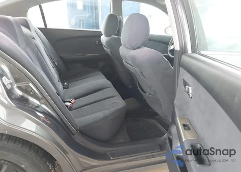 2005 Nissan Altima 2.5 S из США, поврежденный, VIN 1N4AL11E05N429697